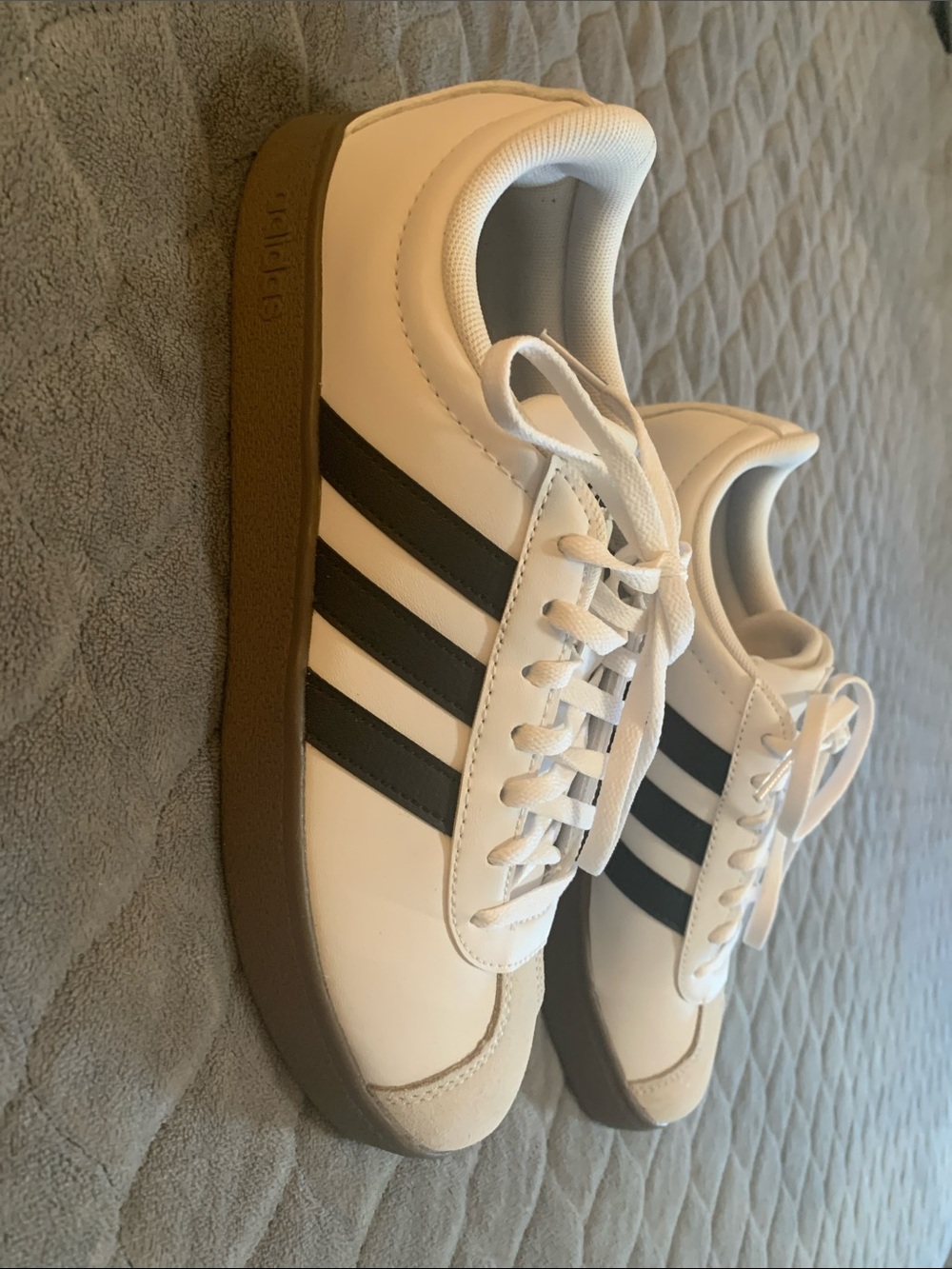 adidas White Sneakers with Black Stripes and Gum Sole